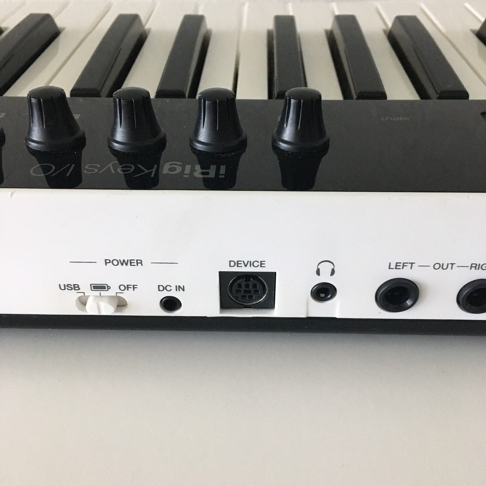 IK Multimedia iRig Keys I/O 25 Keyboard Controller IK000083 - Untested