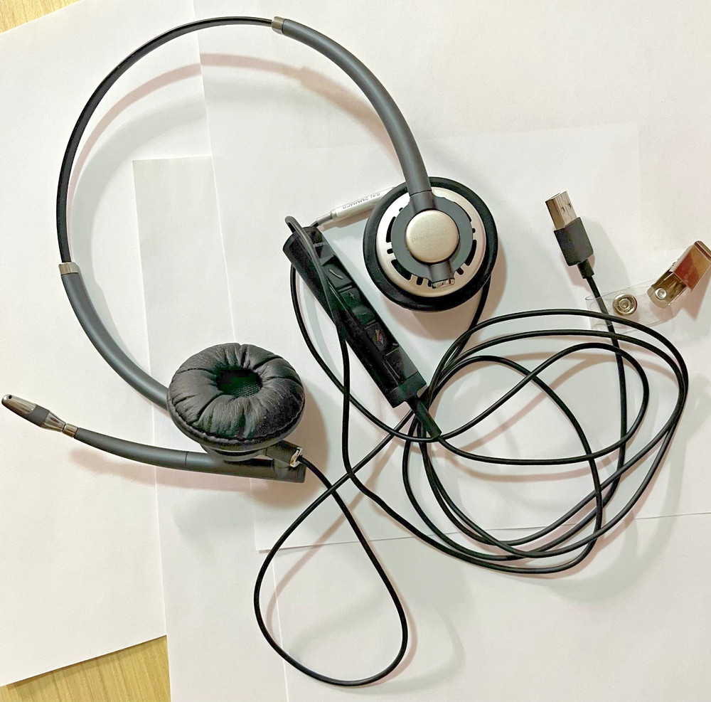 Plantronics wired headset model 315