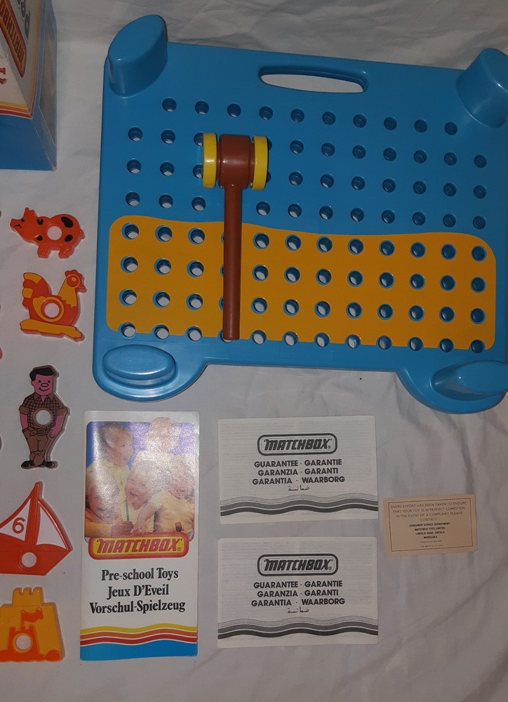 Retro Matchbox Peg-a-Picture boxed 1983