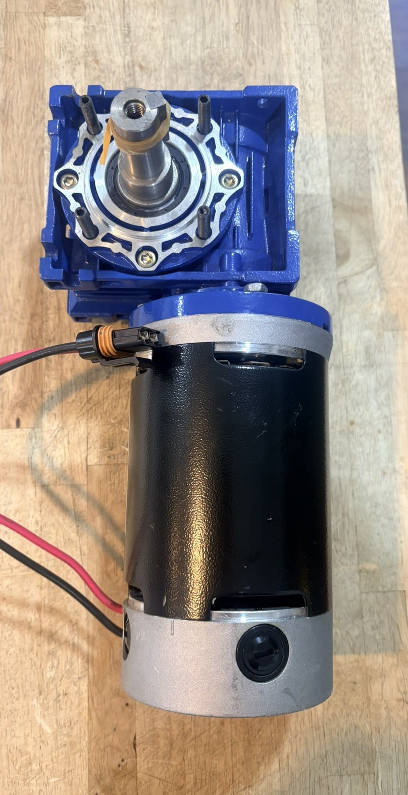 Tennant 1253195. T7 Brush/Pad motor assembly. Floor scrubber T7, T7AMR, SSR.