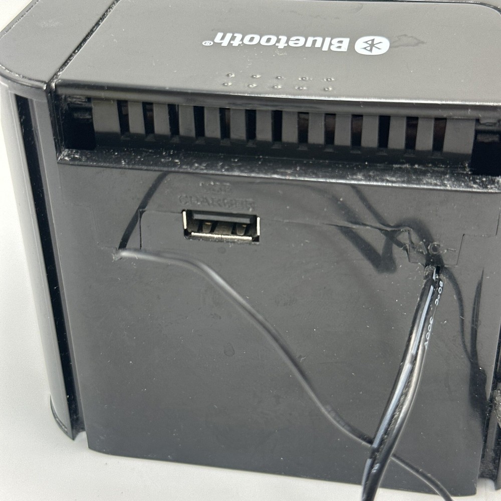 onn bluetooth Clock radio