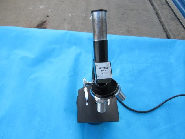 UNITRON MSA 18322 40X MICROSCOPE USED