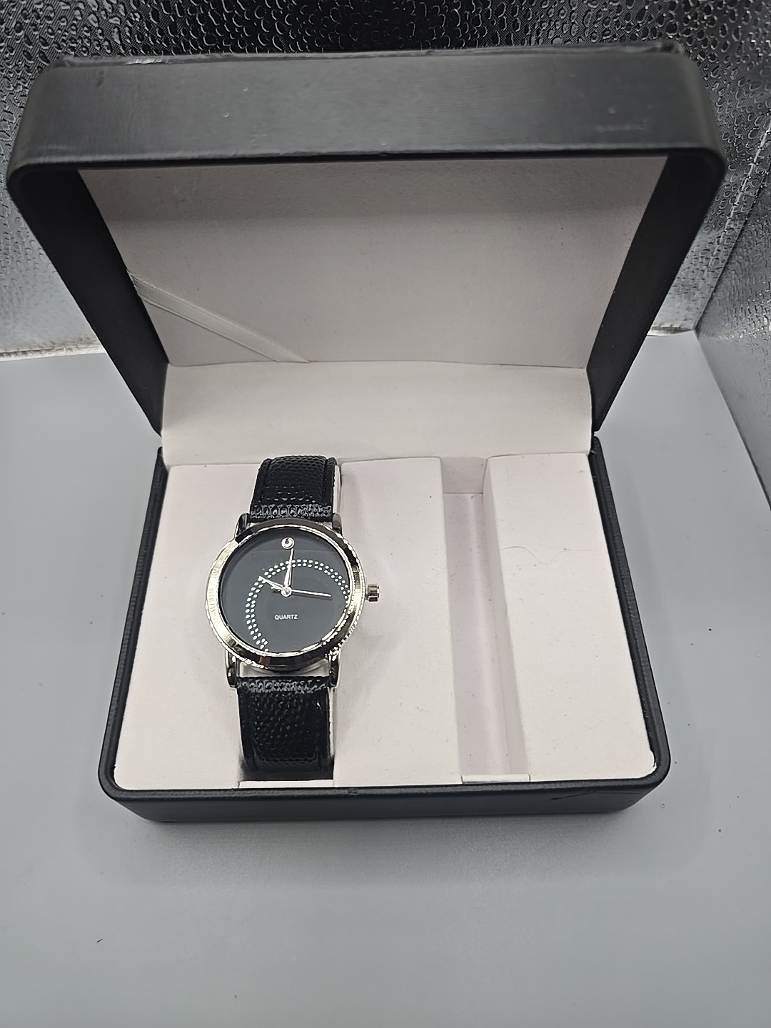 Harrah's casino resort Jon Paul his hers new watches