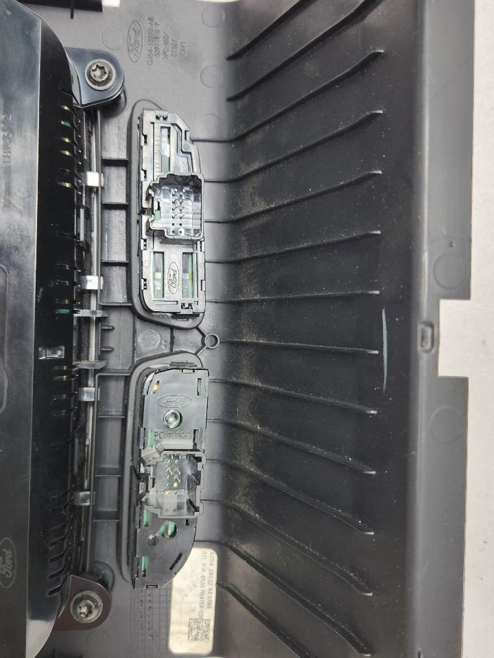 Used A/C Selector Switch fits: 2017 Ford Escape Front automatic temperature cont
