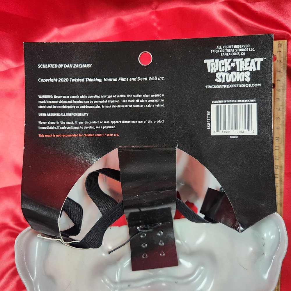 The Deep Web: Murdershow -Doxy -Plastic Injection Mask - Trick or Treat Studios