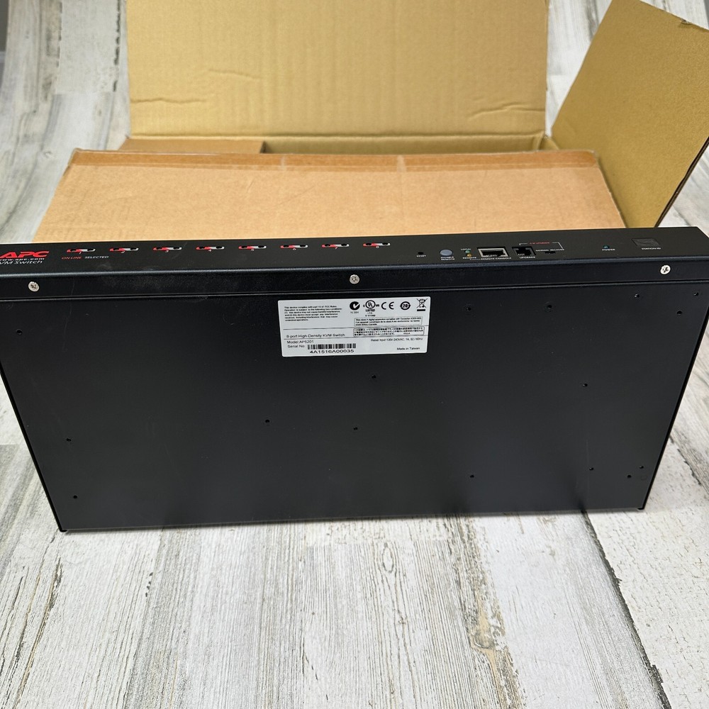 APC (AP5201) 8-Ports External KVM switch PS/2 stackable