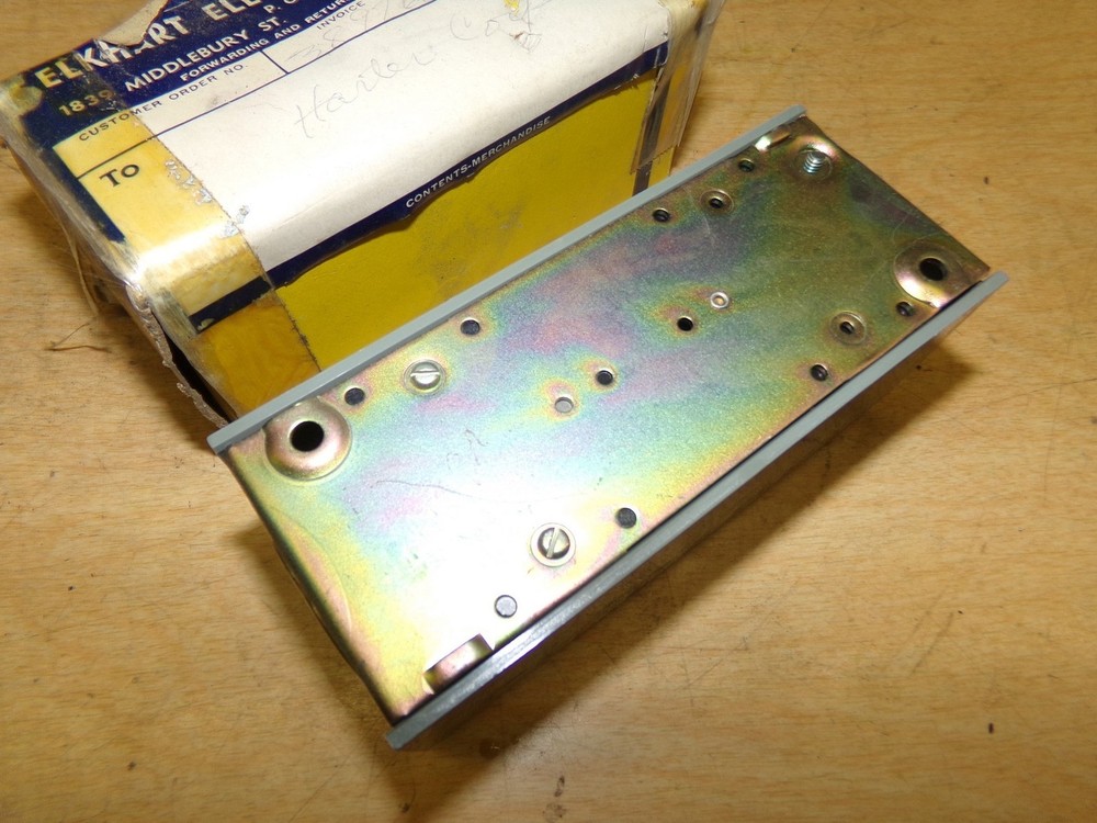 Square BG307 Universal Pushbutton 600V *Free Shipping*