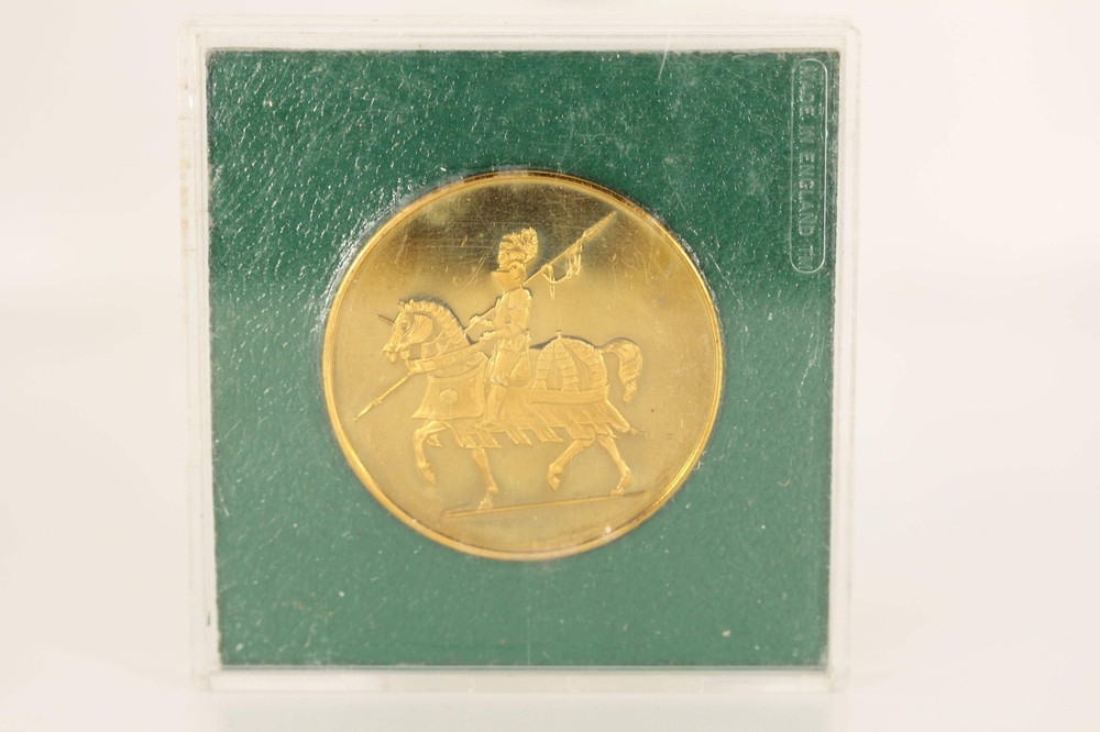 Warwick Castle Solid Bronze Medallion in Acrylic Case