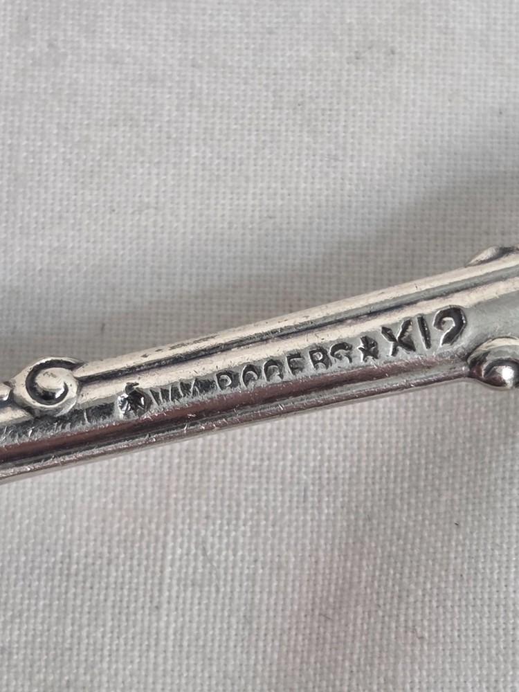 6 antique spoons, Wm Rogers YALE set of, 6" Silverplate International 1894 VTG