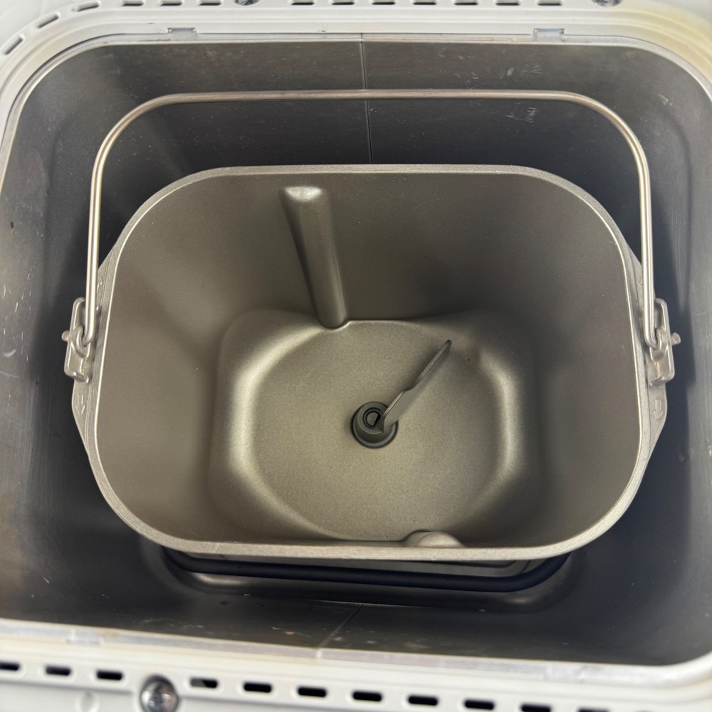 Panasonic SD-YD200 Automatic Bread Maker White 550W Multi Grain Whole Wheat