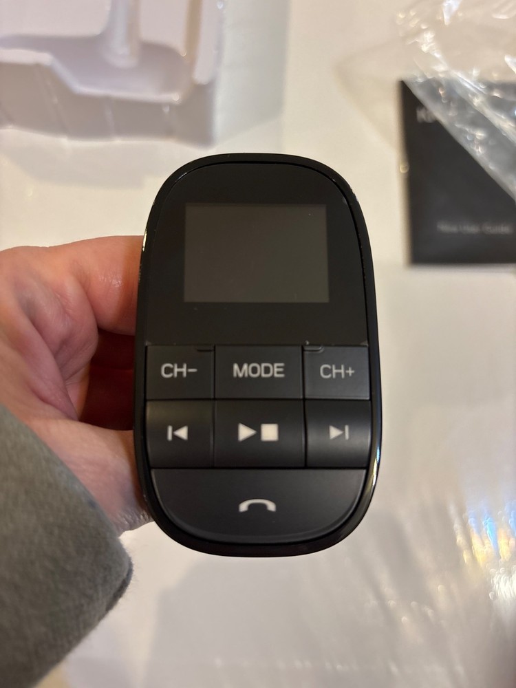 NEW Nulaxy KM20 Wireless In-Car Bluetooth FM Transmitter Version Guide Wire NWOT