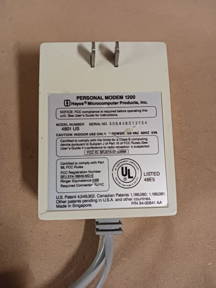 Hayes Microcomputer Products Personal Modem 1200, Working