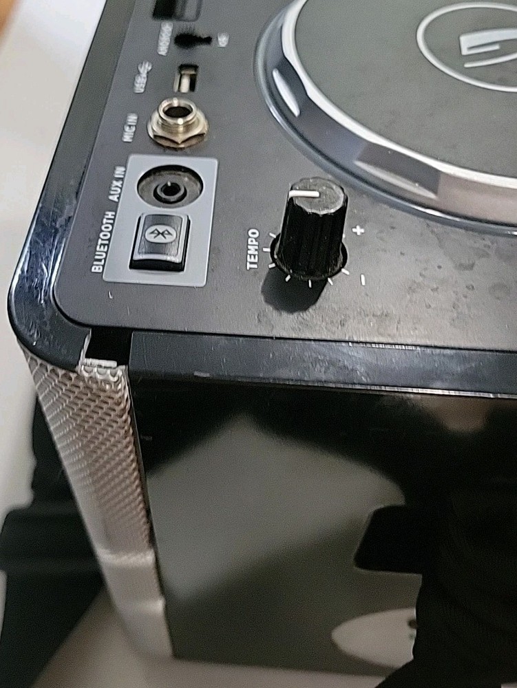 Gemini MIX2GO PRO Portable DJ Mixer