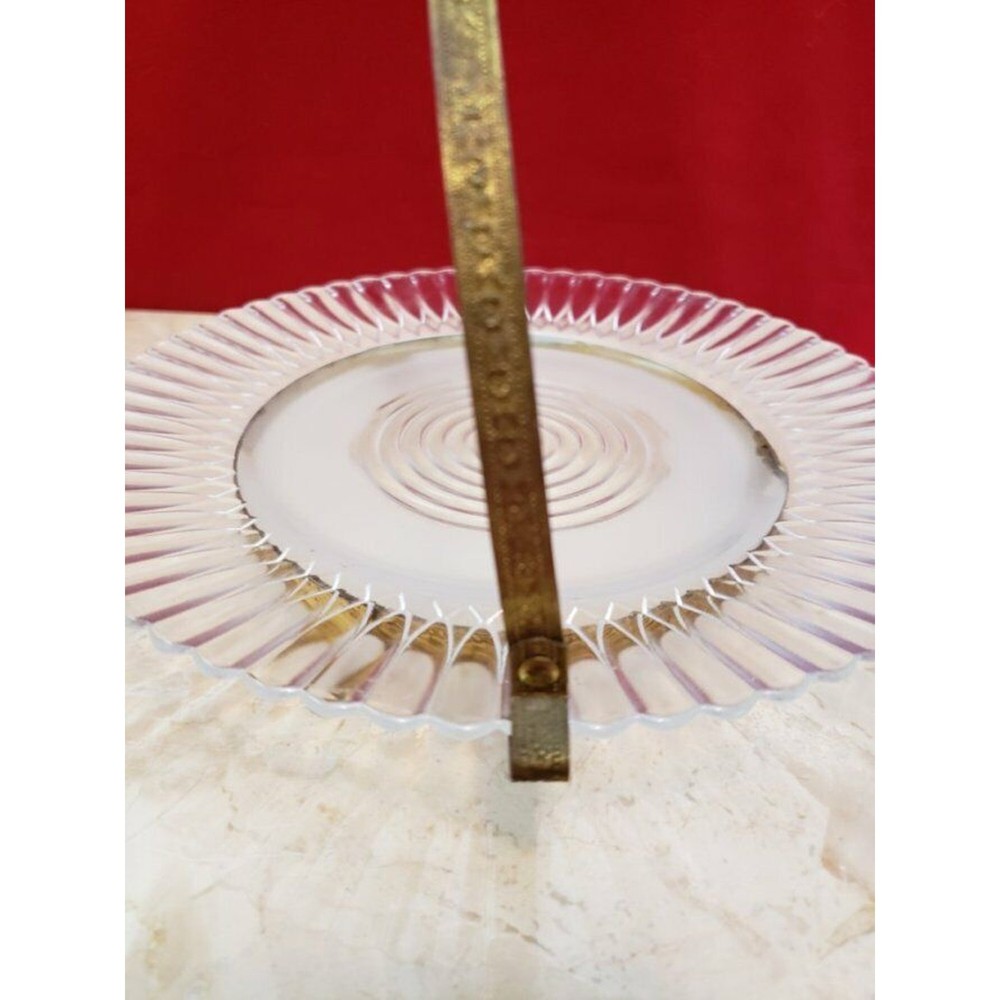 Vintage Serving Plate / Dish With Carrying Handle / Server Plate