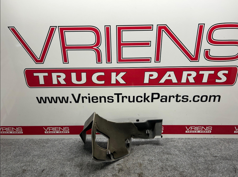 INTERNATIONAL 3596981 KICK/DASH PANEL