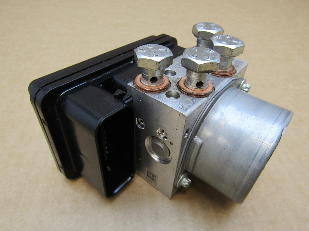 KTM 125 Duke 2023 ABS control unit module (13809)