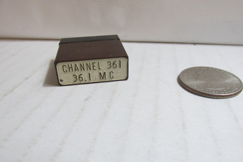 Channel 361-36.1 MC Western Electric Crystal Holder