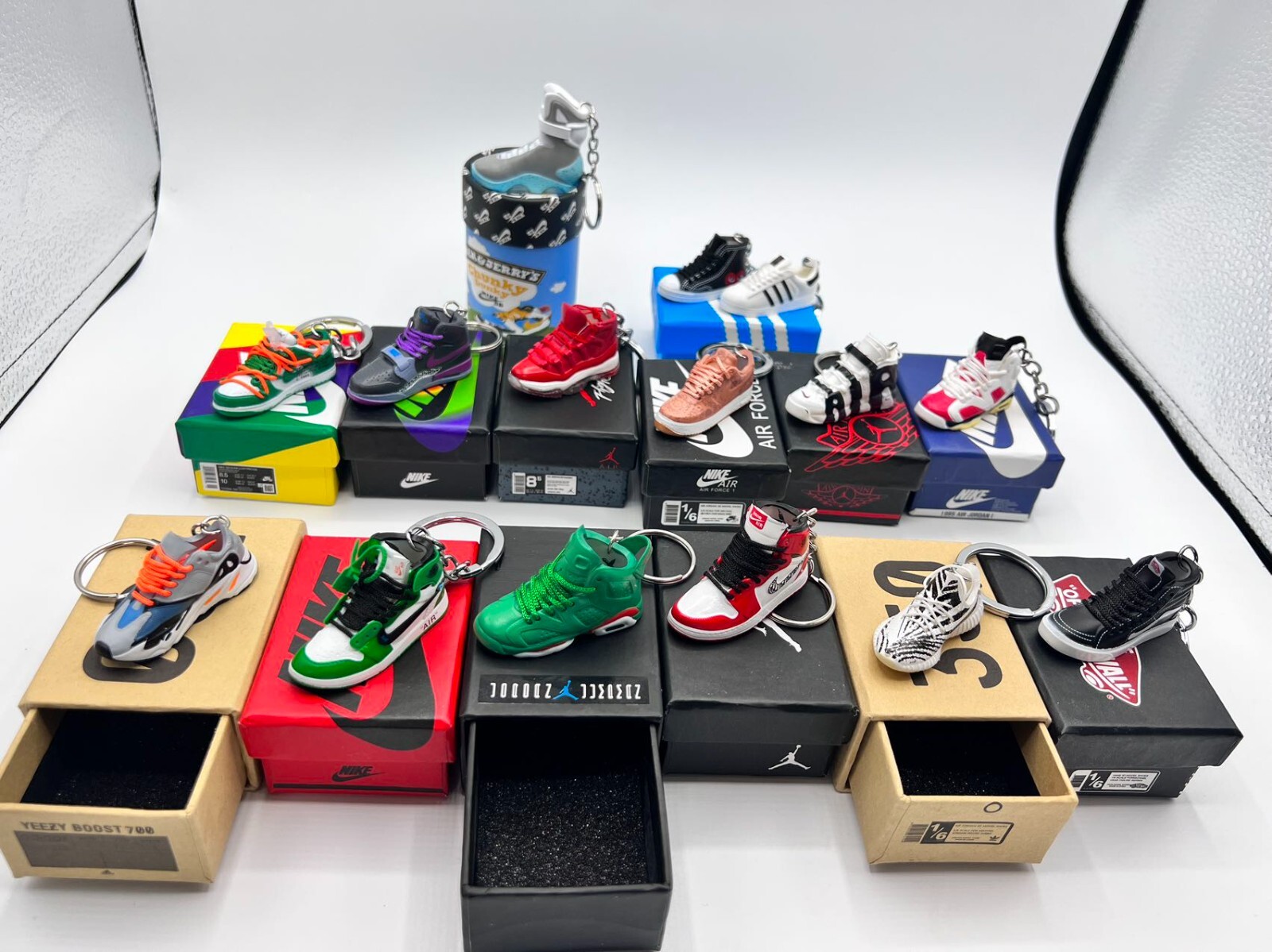 PART 1- Jordan SB Dunk Key Chains Collectible Mini Shoe Keyring With Display Box