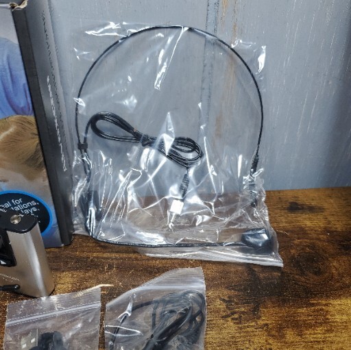 Alvoxcon TG220s Dual UHF Wireless Headset Lavalier Lapel Microphone System