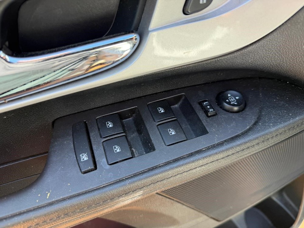 EQUINOX 2016 Keys/Latches/Locks 104966960