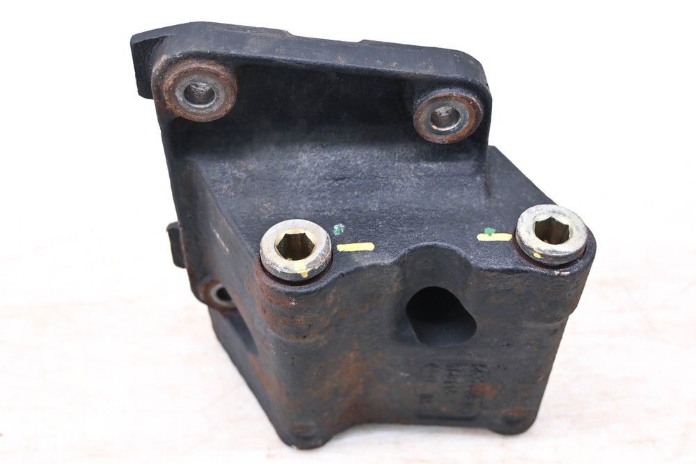 16 Polaris M1400 2x4 Engine Motor Support Bracket Mount