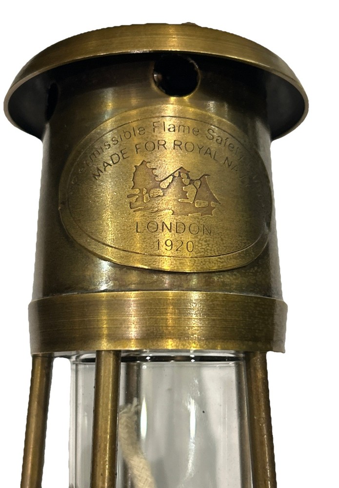 SOLID BRASS COLLECTABLE MINERS SAFETY LAMP WITH WICK INSIDE
