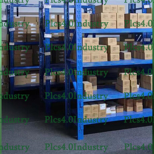 One Honeywell DC1020CL-702000-E Temperature Controller new