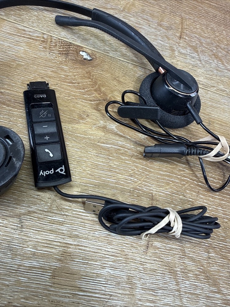 Plantronics Encore Pro HW520 Binaural Headset + Poly DA85-M USB Audio Processor