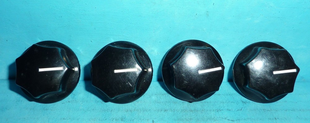 4 Black Popular Type Knobs for Ham Radios Transmitters Etc. 1.25in