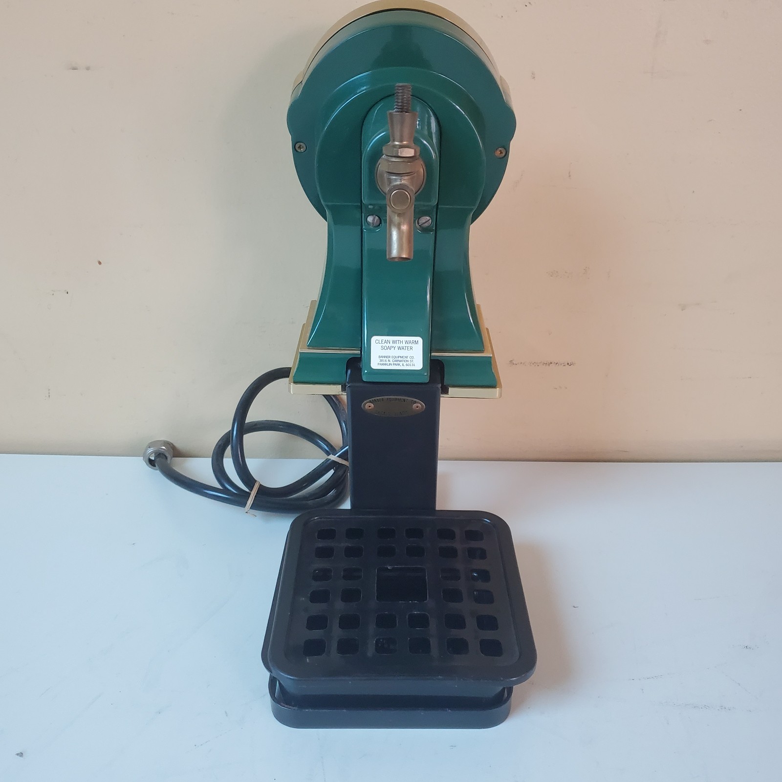 Murphy’s Irish Amber Draft Tower Brass Beer Tap Handle Faucet Line Mounting Rig