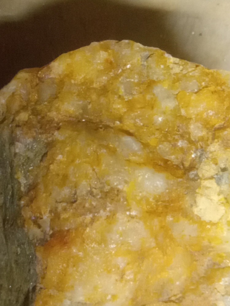 gold ore specimen
