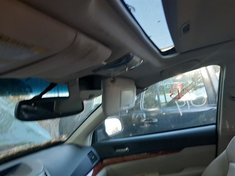 LEGACY 2010 High Mounted Stop Light 843704