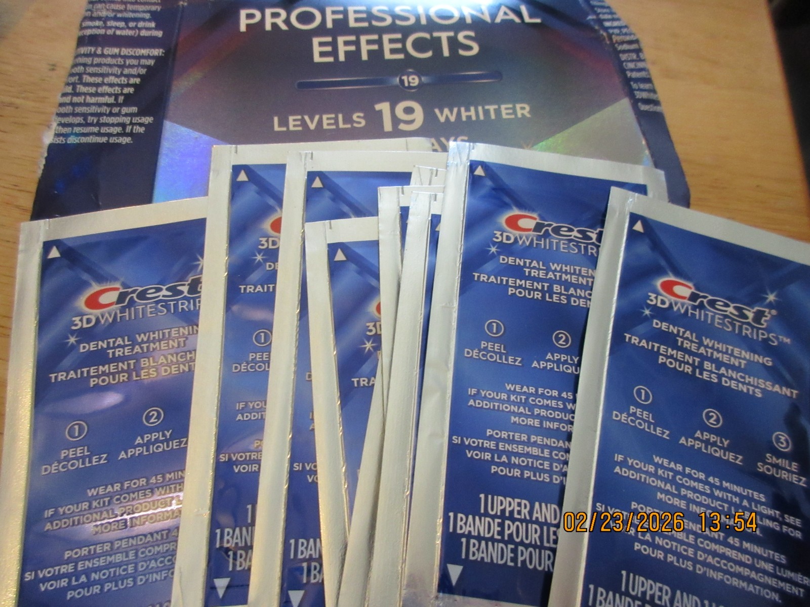 Crest 3D Whitestrips Professional Effects  10  Treatments  2027