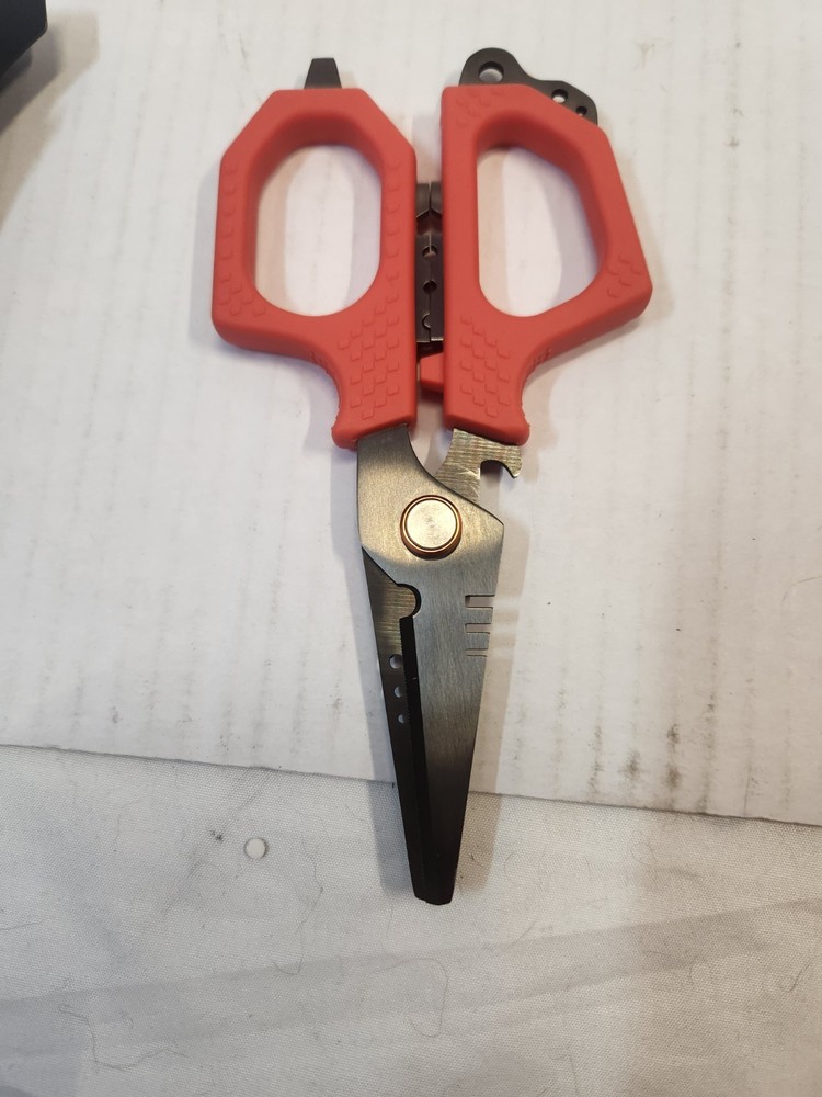 Angler Scissors