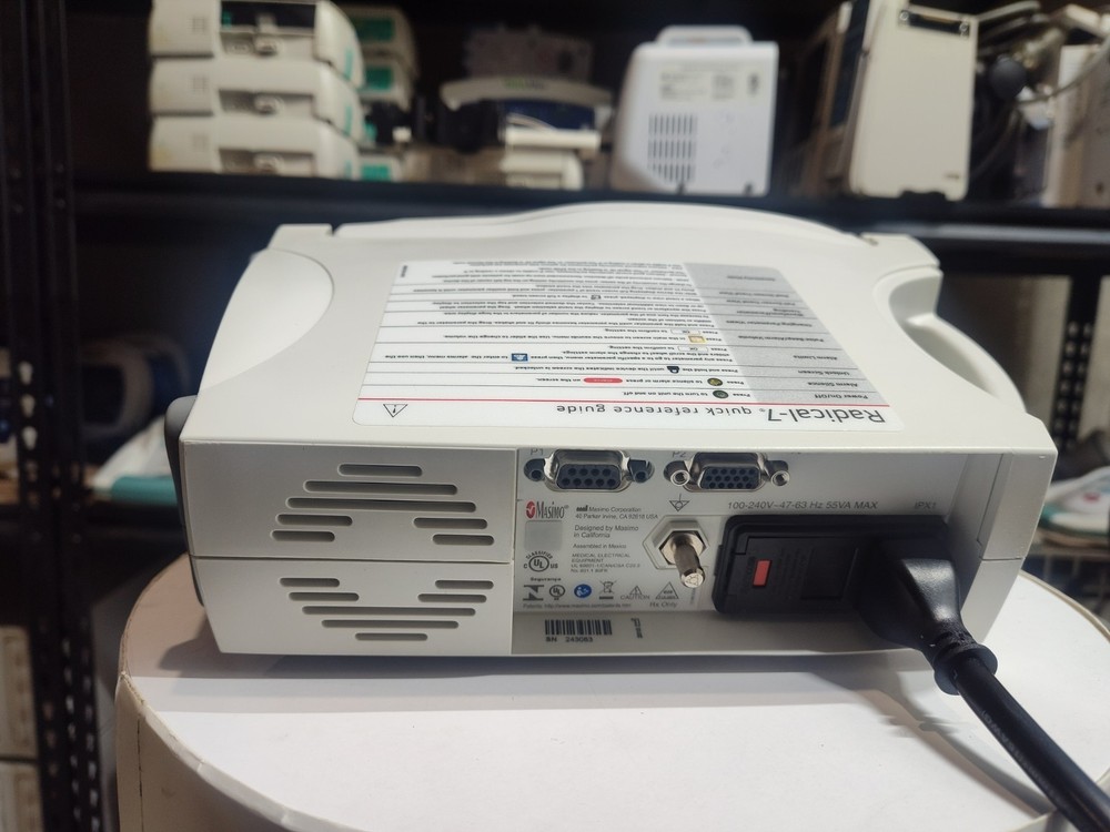 Masimo radical 7 pulse oximeter---No SPO2 cable.