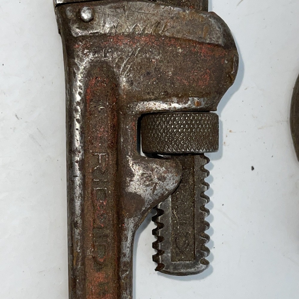 trimo And Ridgid 8in pipe wrench good condition Monkey Adjustable