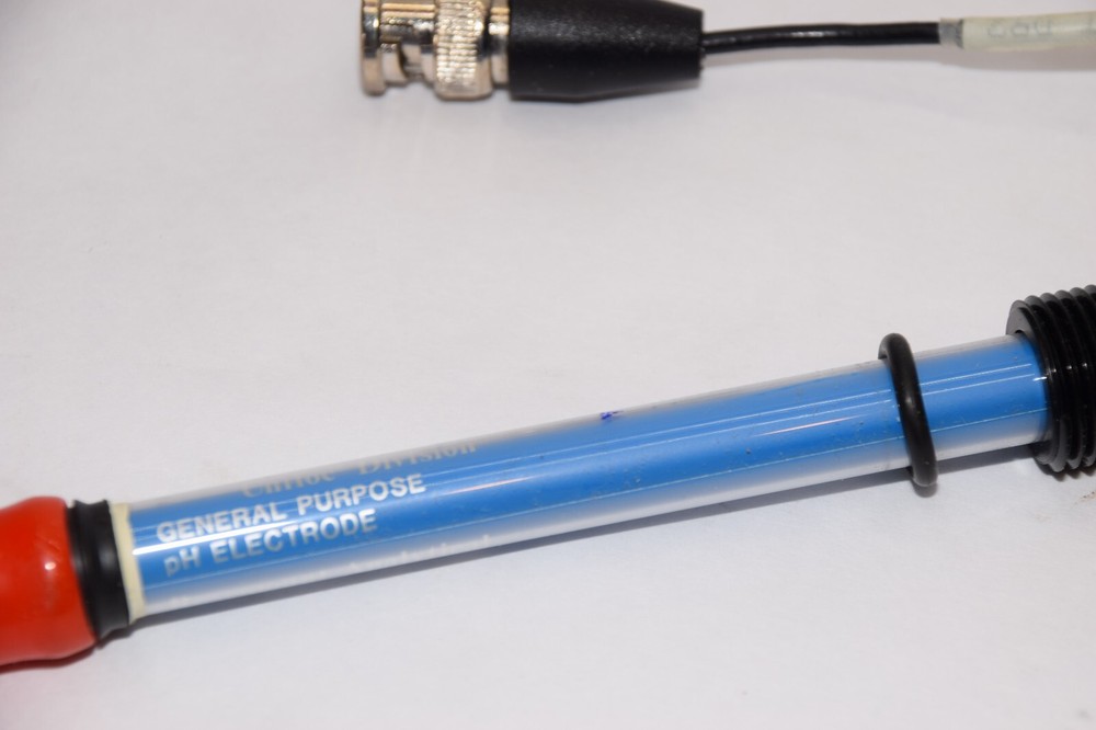 ROSEMOUNT ANALYTICAL Uniloc Division General Purpose pH Electrode D92