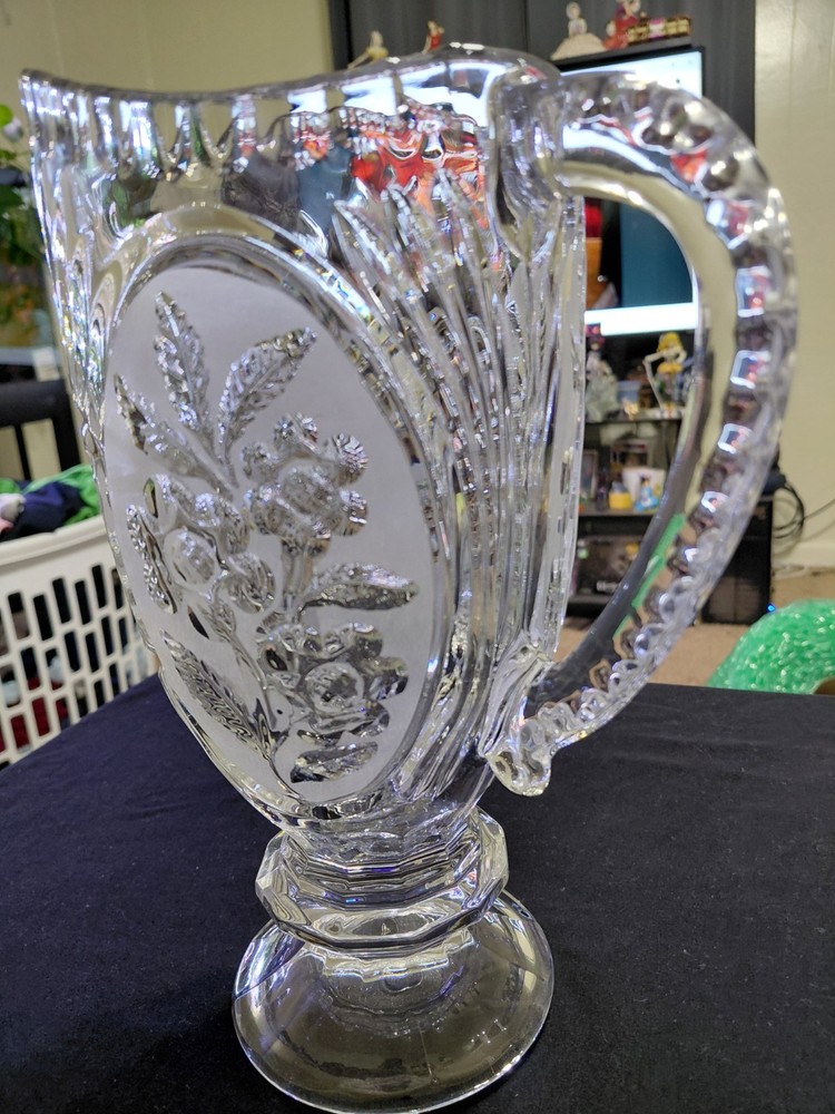 Kristal Zajecar 24% Lead Crystal Pitcher Flora Collection Pattern