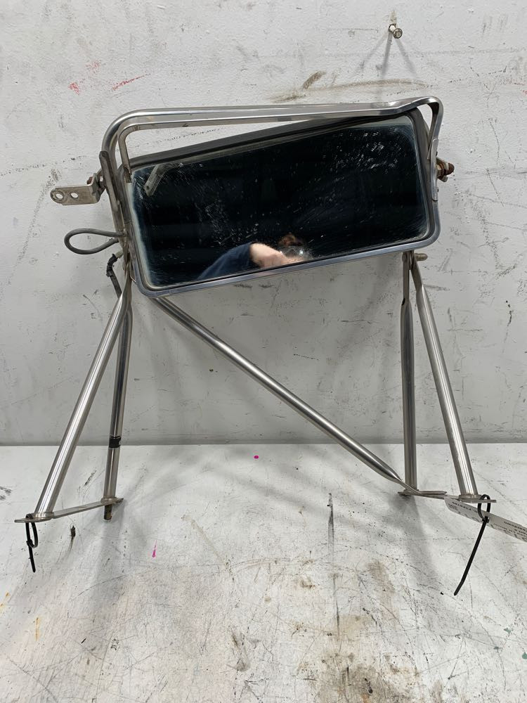 Peterbilt Mirror (613-13617)