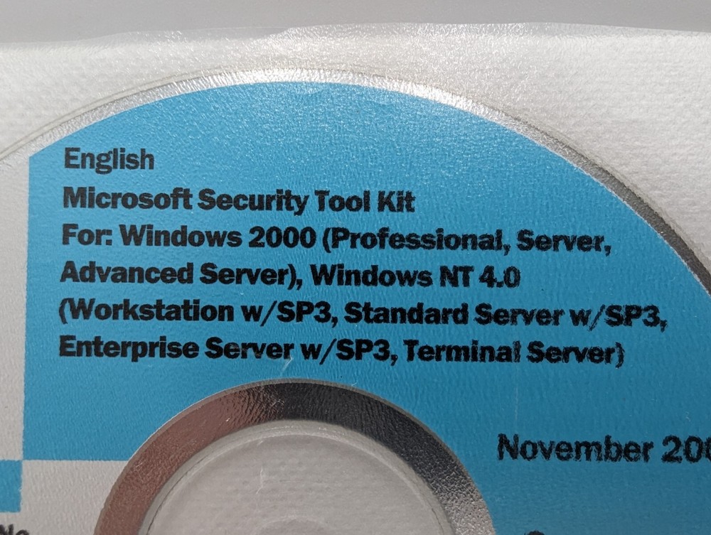 Microsoft Licensing Security Tool Kit Windows 2000 Server CD Disc November 2001