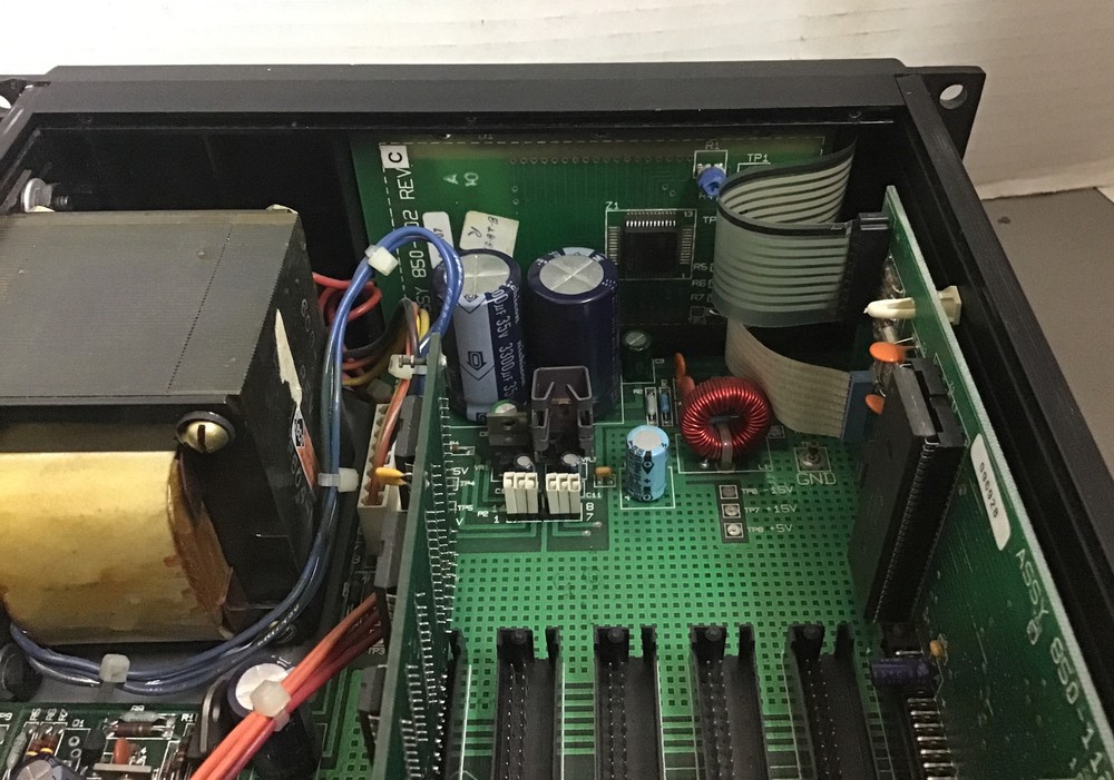 Inficon CC3 Vacuum Gauge (b383)