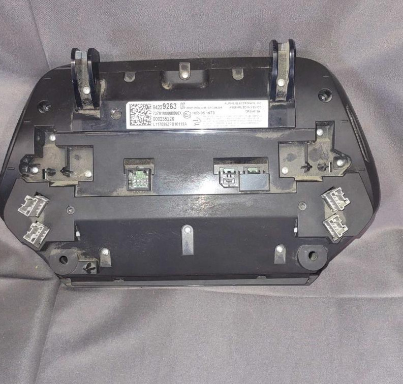 2017 Chevrolet Camaro Dash Mounted Radio Display and Control Panel