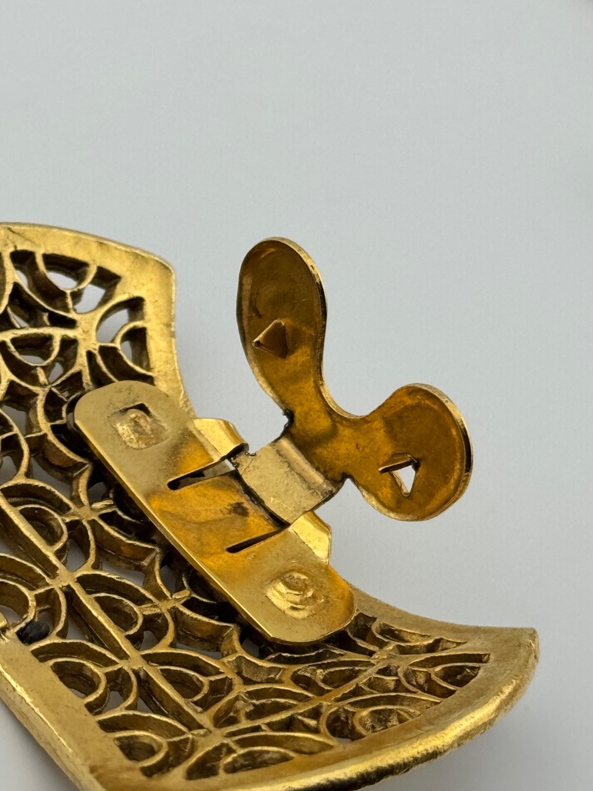 Vintage Musi Shoe Clips Gold Tone Signed