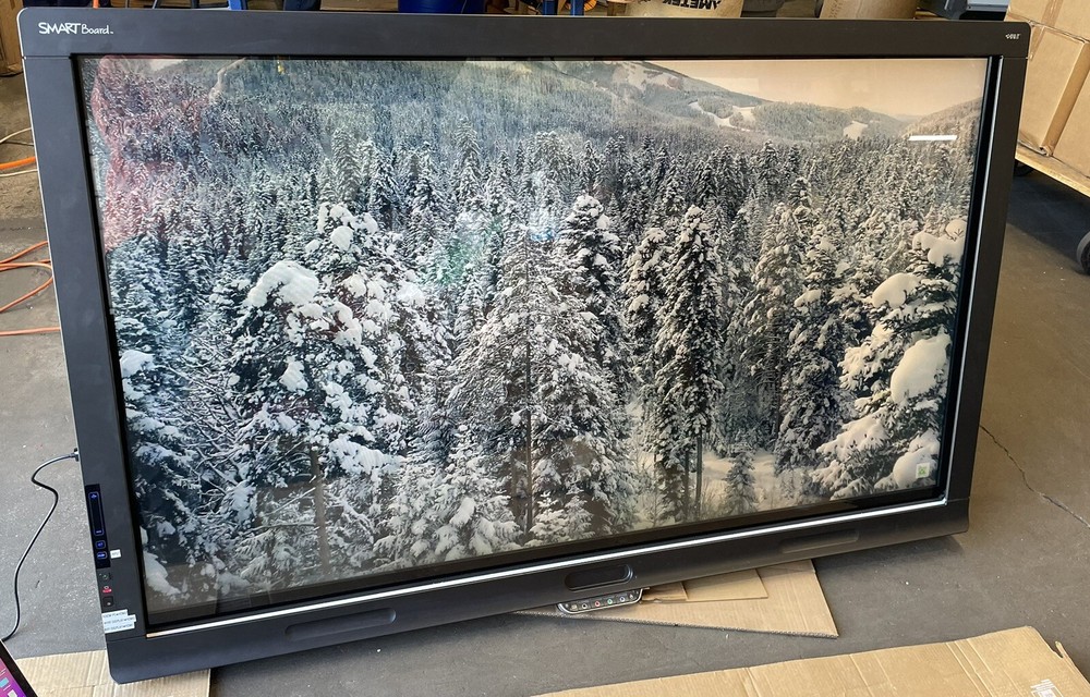 SMARTTECH SBID8070I-G4 70" Interactive Flat Panel LCD TOUCH SCREEN.SKU213837