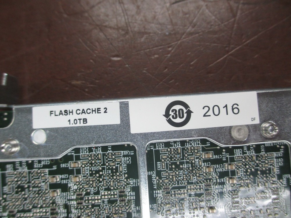 Netapp 110-00201 +C0 1Tb Flash Cache PCI Controller Card 111-00903M2 +EO