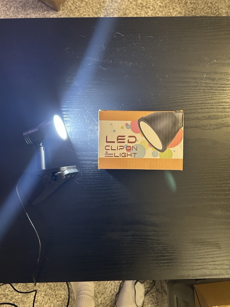 LED Clip On Light USB 3 Modes Adjustable Brightness