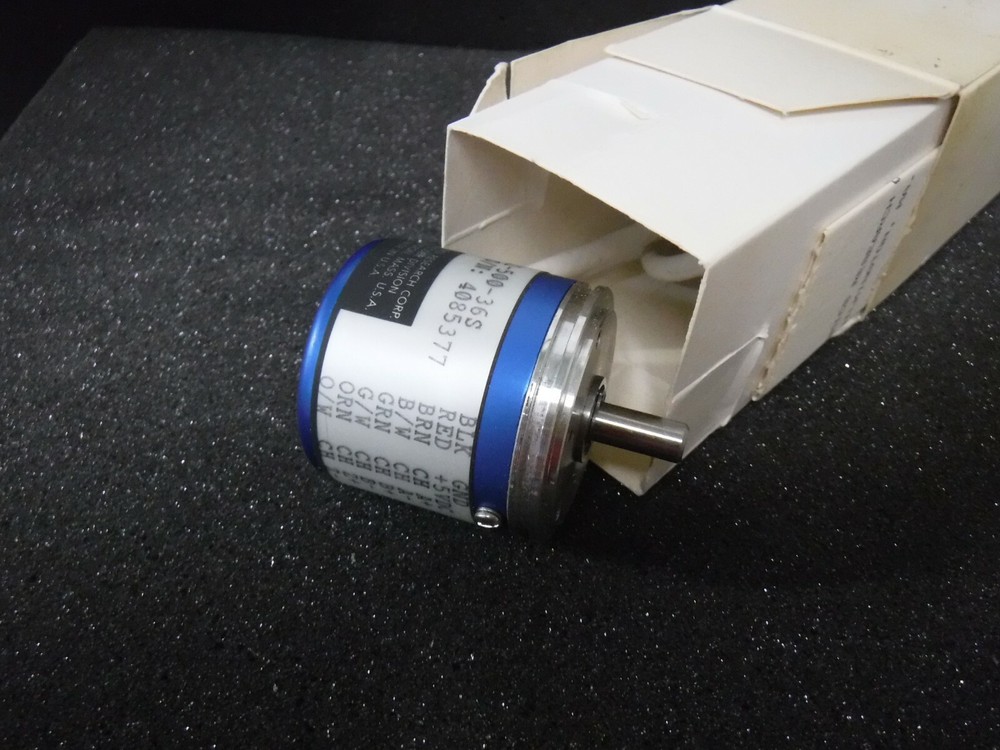 DYNAMIC RESEARCH ROTARY ENCODER 152-020-500-36S "NIB"