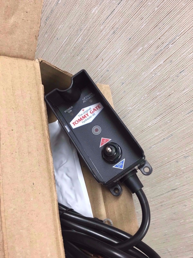 GENUINE Tommy Gate Lift Gate 000987 Replacement Control