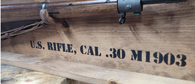 M1903 Display rack, Springfield Armory, Winchester, International Harvester