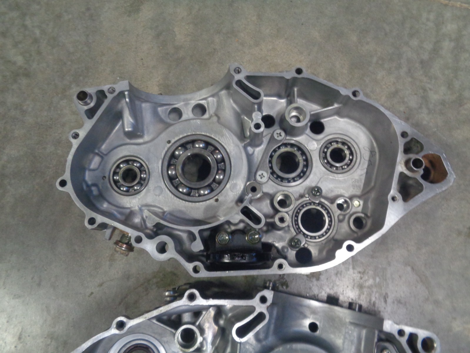 03-08 Suzuki LTZ400 Engine Case Crankcase